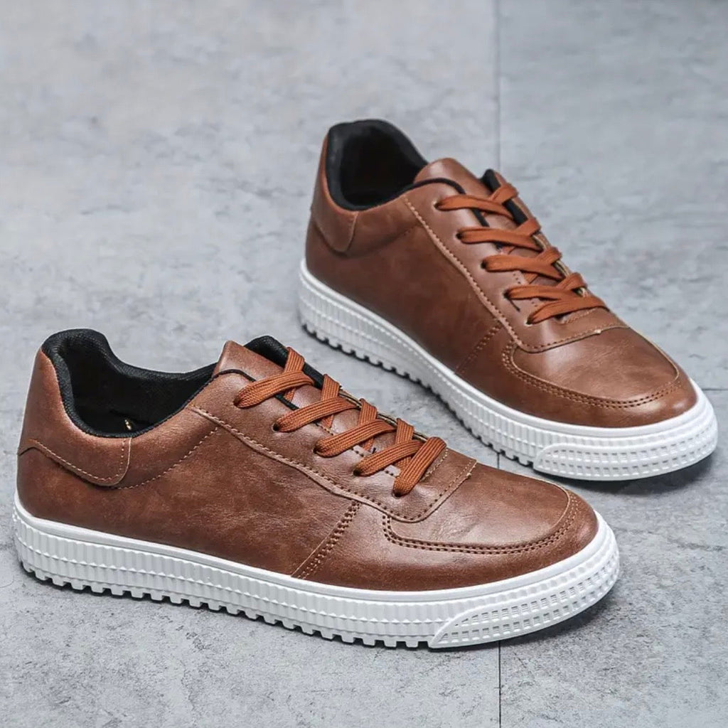 Metro Sneakers